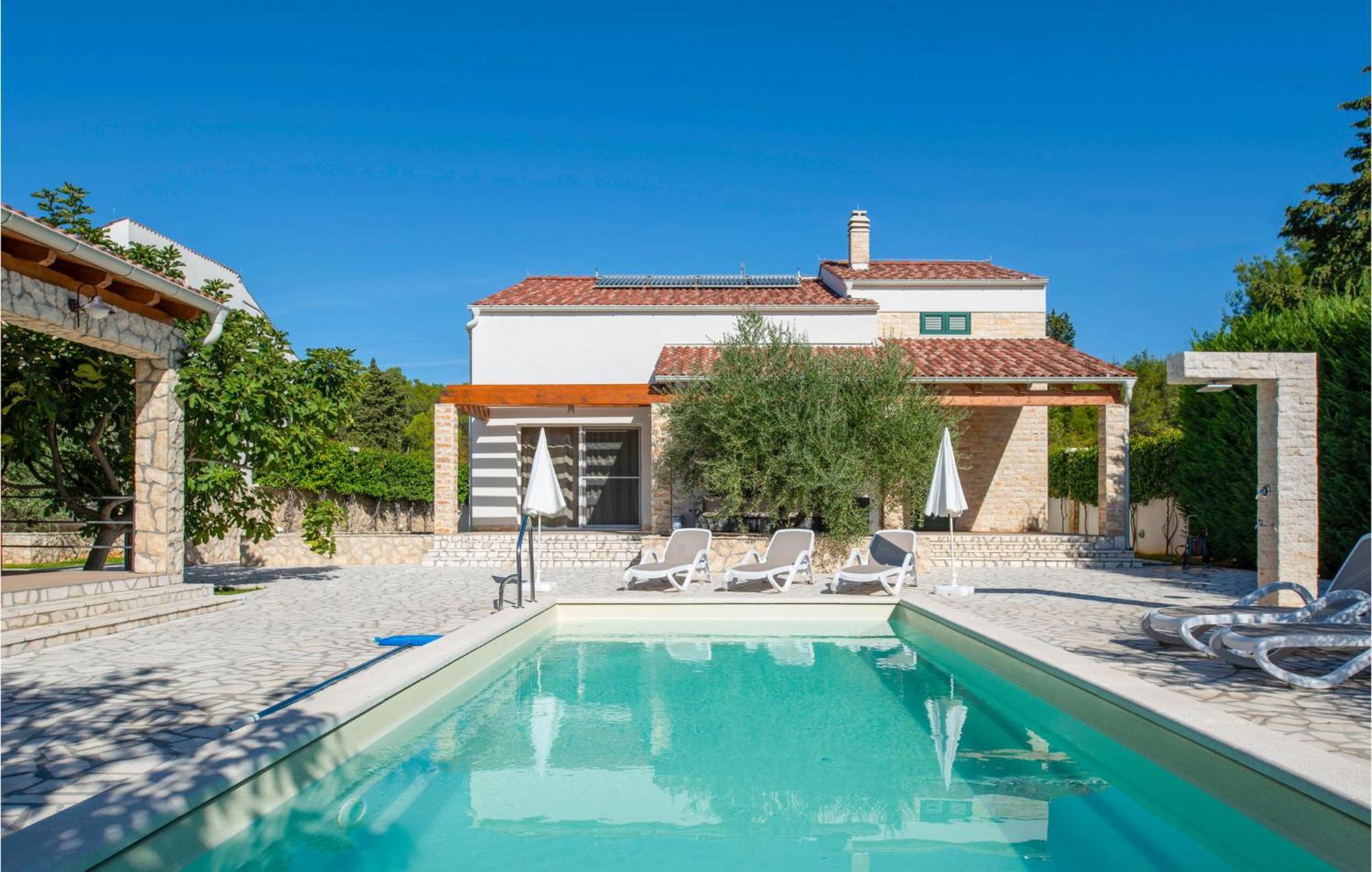 Lovely Home In Sibenik With Wifi Екстер'єр фото