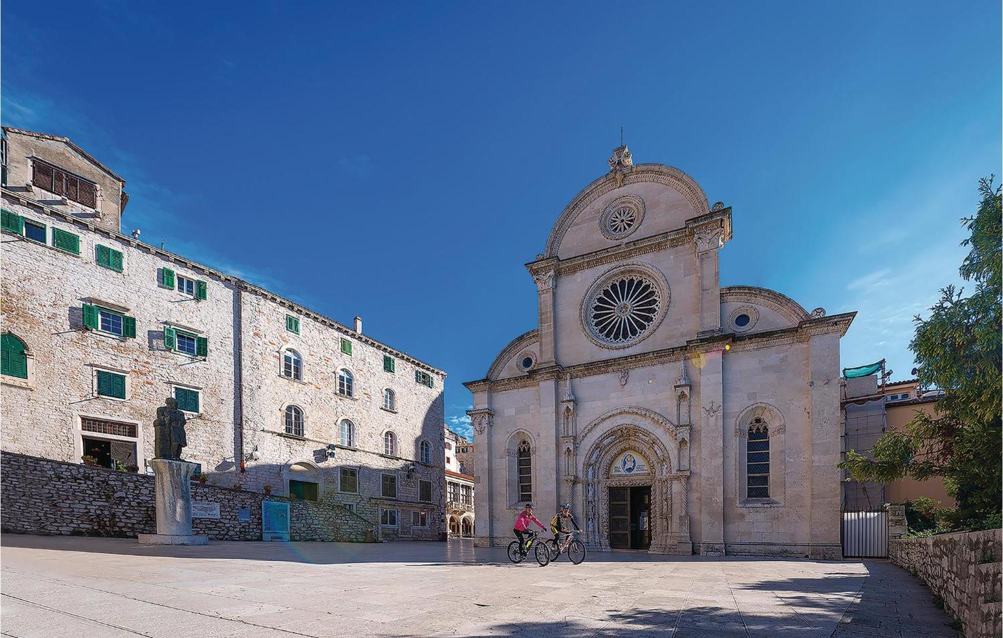 Lovely Home In Sibenik With Wifi Екстер'єр фото
