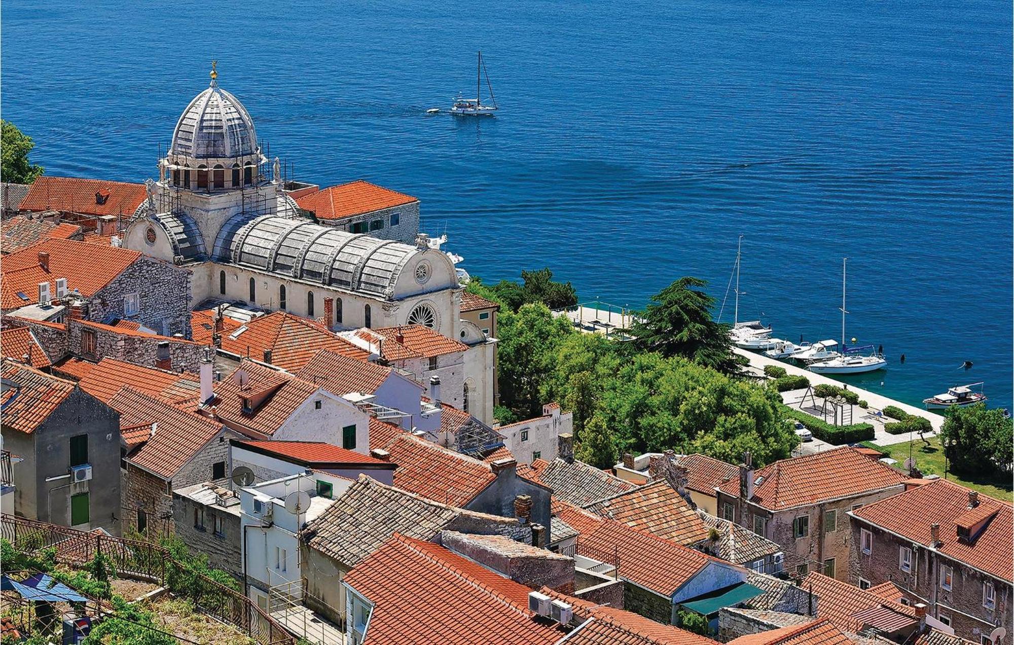 Lovely Home In Sibenik With Wifi Екстер'єр фото